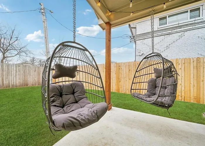 Spacious 4br With Fire Pit Games Midtown Near Tu Tulsa